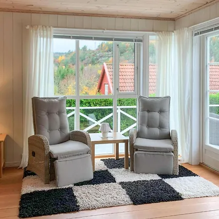 Ferienhaus Gorgeous In With Wifi *